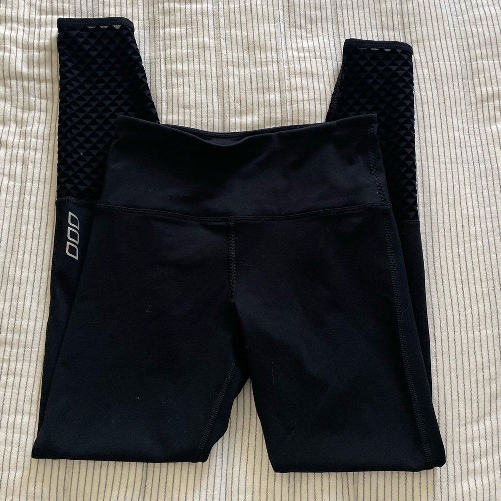 Lorna Jane Black High-Waisted Leggings with Mesh Panels